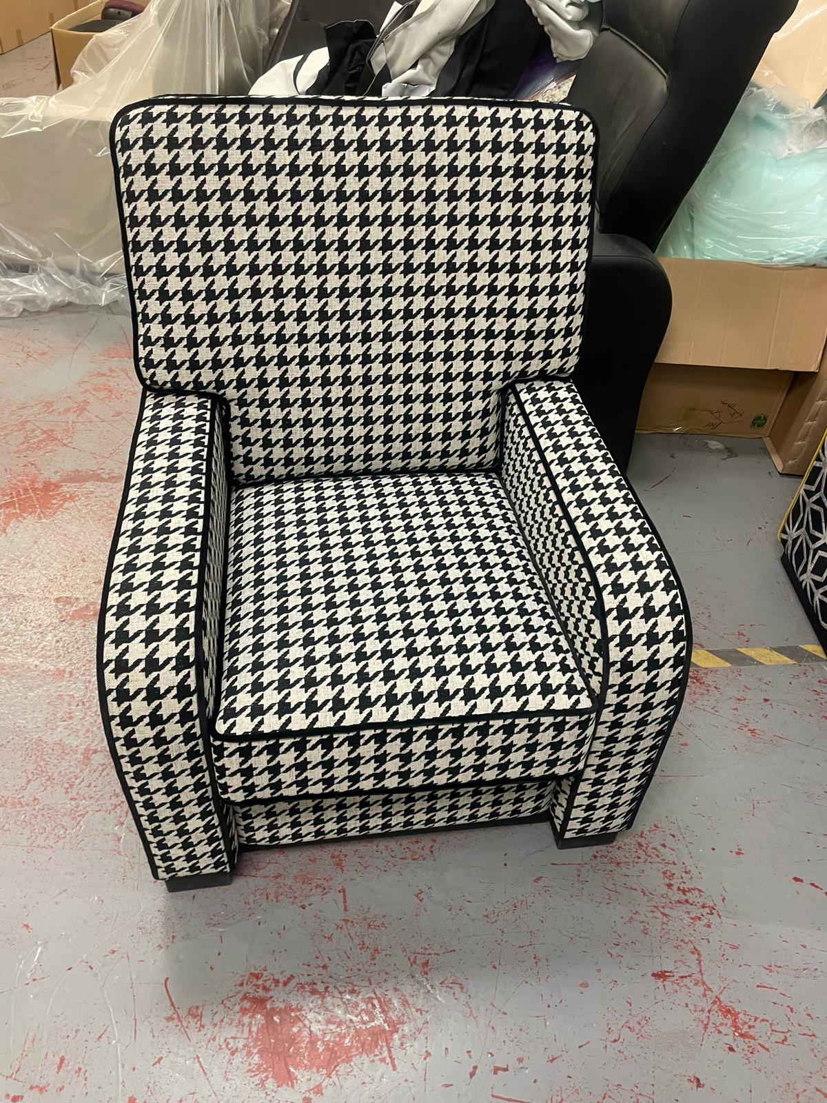 Petherton Dogtooth2