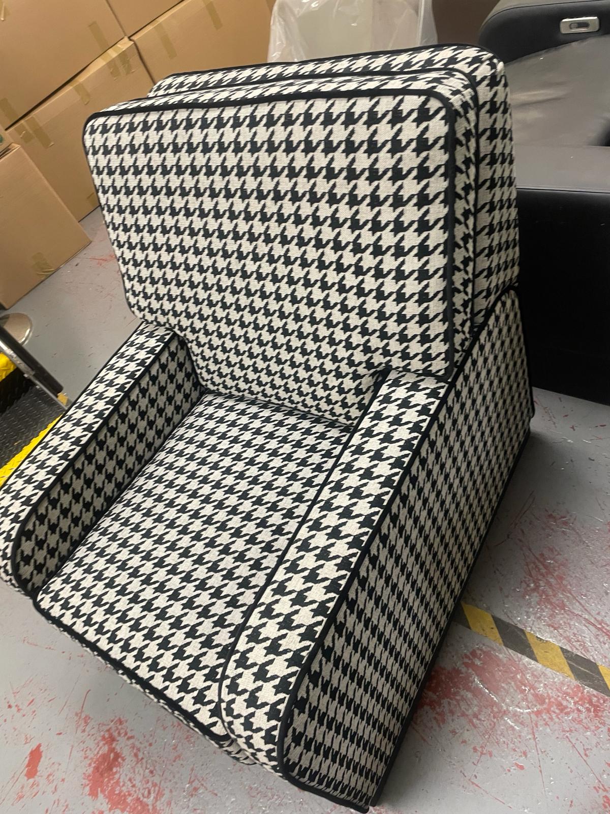 Petherton Dogtooth3
